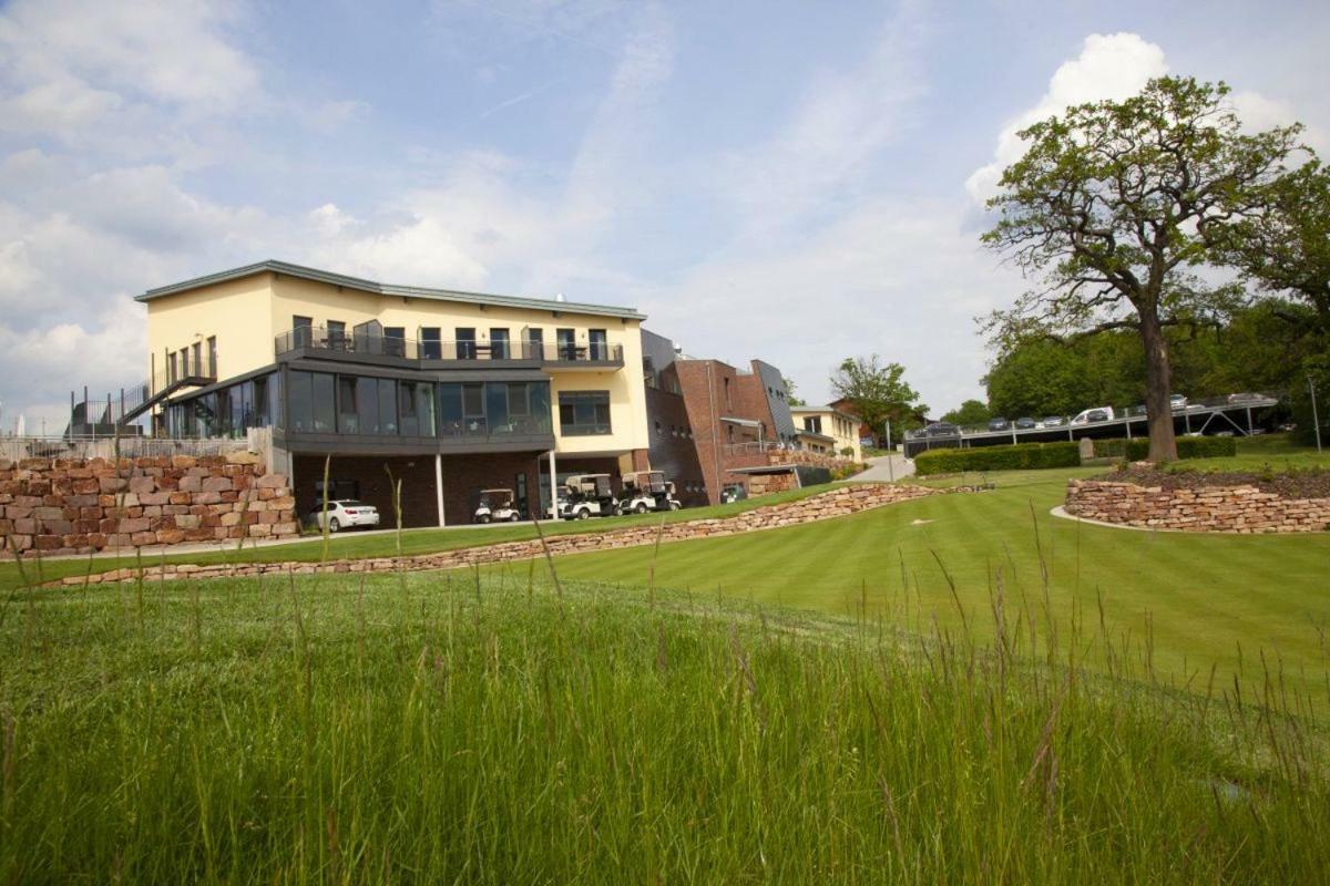 Hotel & Golfrestaurant Gut Wissmannshof Staufenberg  المظهر الخارجي الصورة