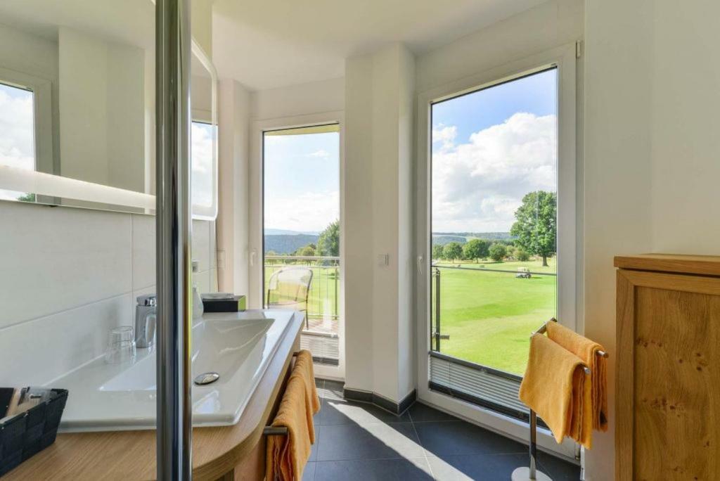 Hotel & Golfrestaurant Gut Wissmannshof Staufenberg  المظهر الخارجي الصورة