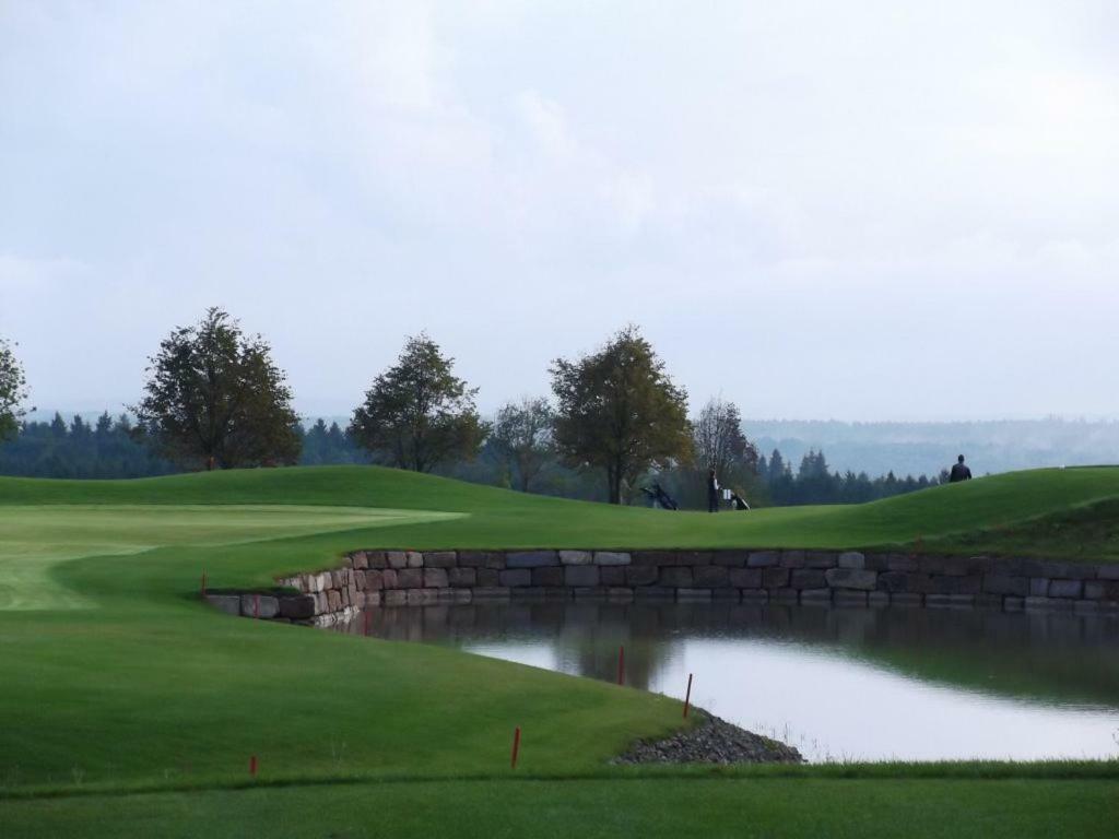 Hotel & Golfrestaurant Gut Wissmannshof Staufenberg  المظهر الخارجي الصورة