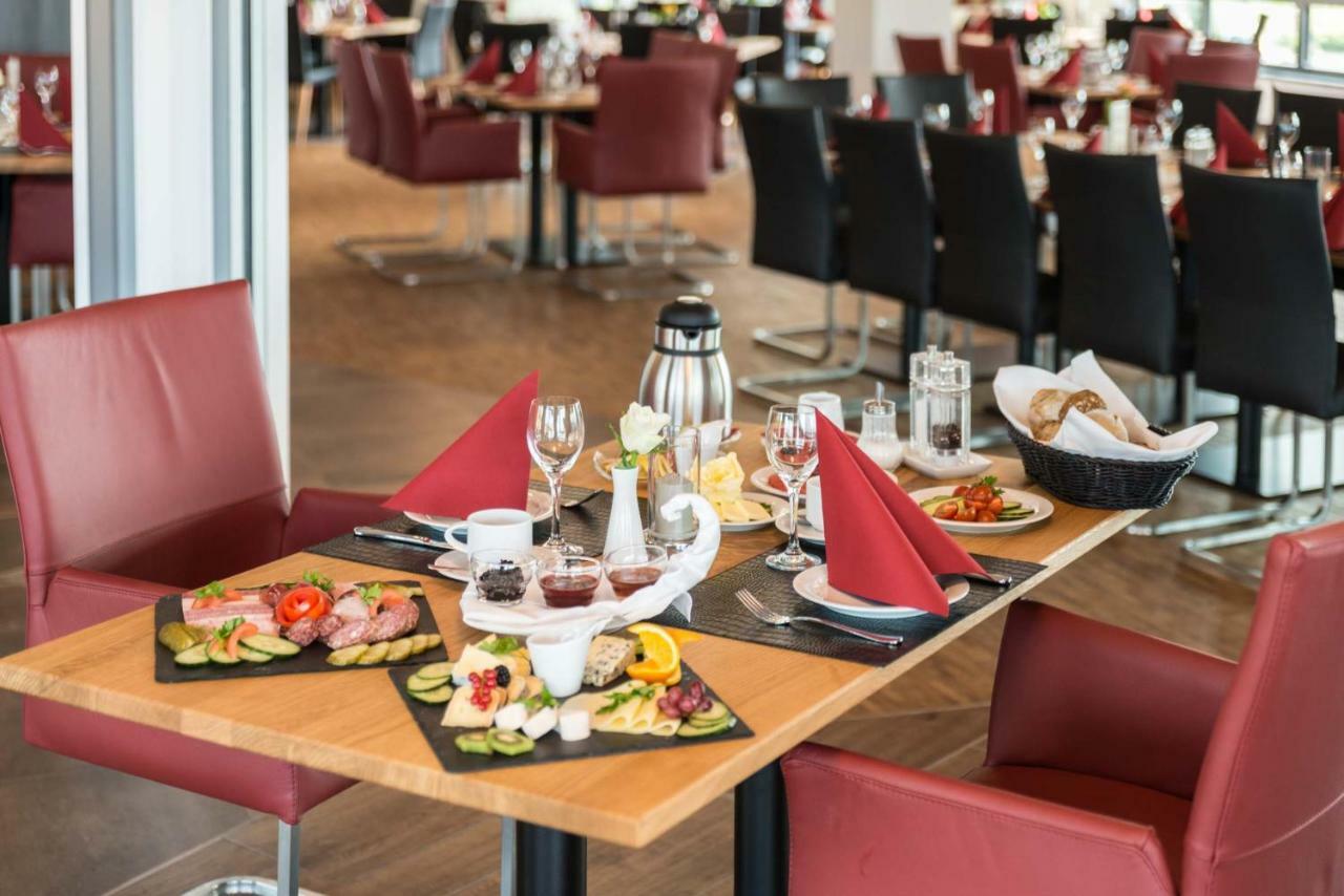 Hotel & Golfrestaurant Gut Wissmannshof Staufenberg  المظهر الخارجي الصورة